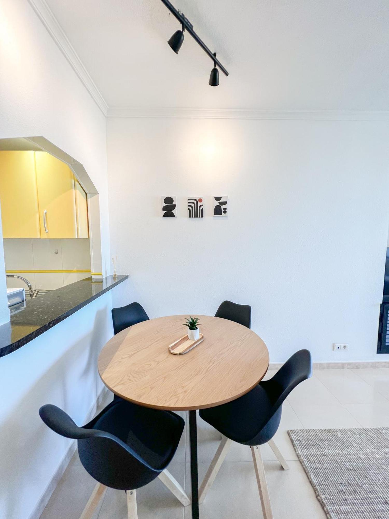 Cozy Flat With Sea Views La Torre Apartment Torremolinos Exterior photo